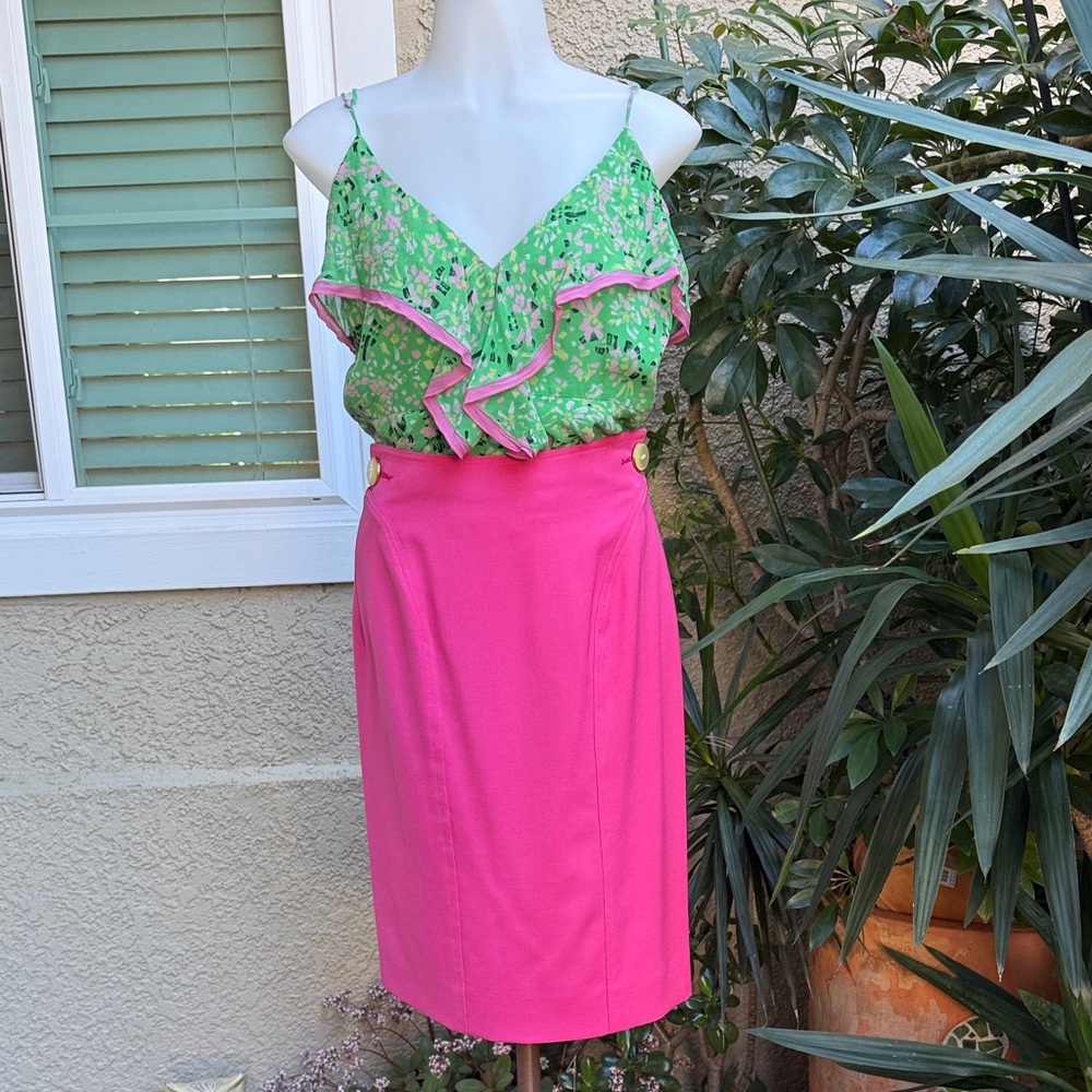 Vintage bright pink Valentino wool pencil skirt with unique buttons in front